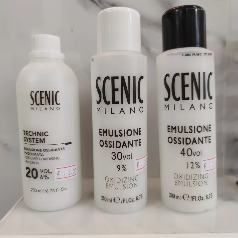 Scenic Milano Technic System-emulsione ossidante profumata 20 VOL. 6% . 200ml.